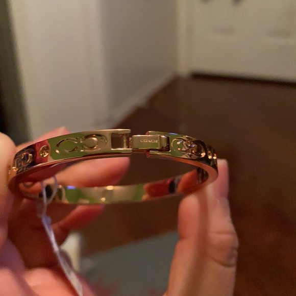 Coach Rose-Gold Kissing C Hinged Bangle - Picture 6 of 8